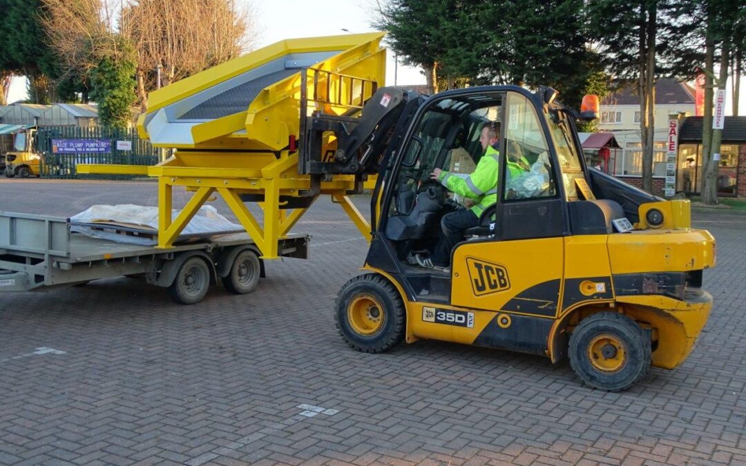 Recycling application for used Compost with latest Compact Screen from Crushing & Screening Ltd.