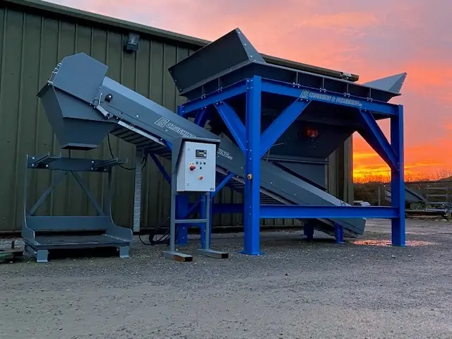 Exciting new Bulk Hopper with Bagging Facilities